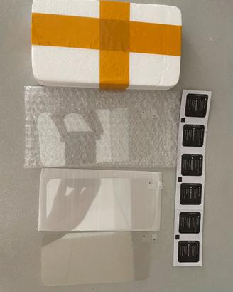 Vetrini protezione Iphone 11/12