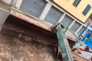 Ruspina lama livellatrice pala per trattore