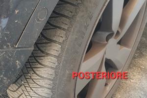 2+2gratis Gomme 4stagioni 235 55 R19 105W XL 