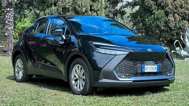 Toyota C-HR 1.8 HV Active 2024 solo 5.500KM PERFET