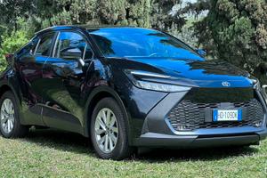 Toyota C-HR 1.8 HV Active 2024 solo 5.500KM PERFET