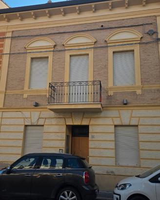 Luminoso Monolocale con Balcone