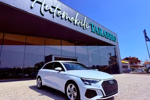 AUDI A3 S LINE INT+EST - S TRONIC - MATRIX - KM
