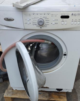 lavatrice whirlpool 