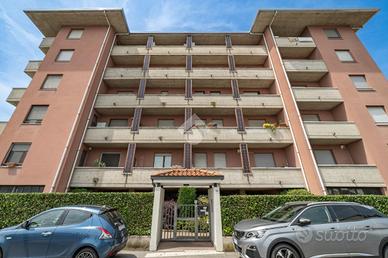 2 LOCALI A PADERNO DUGNANO