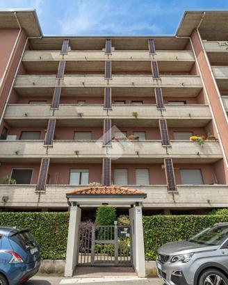 2 LOCALI A PADERNO DUGNANO