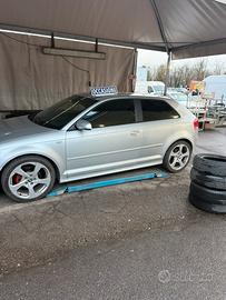 Audi A 3 2,0tdi 140 s.line