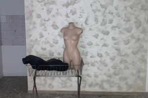 2 viale melina Locale