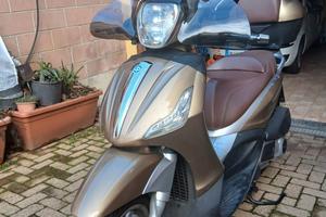 Piaggio Beverly 300