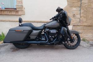 Harley Davidson Street Glide Special