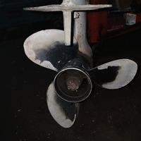 piede 40 cv johnson (737)