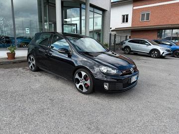 Volkswagen Golf GTI 2.0 TSI 5p.
