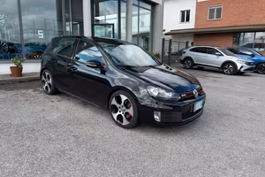Volkswagen Golf GTI 2.0 TSI 5p.