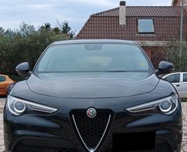 Alfa Romeo Stelvio 2.2 Turbodiesel 160 CV AT8 RWD 