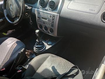 Ford Fiesta pezzi di ricambio 