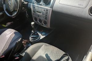 Ford Fiesta pezzi di ricambio 