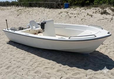 Barca a motore YAMAHA 40/60