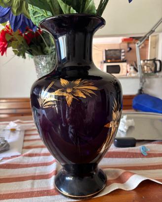 Vaso in ceramica blu scuro