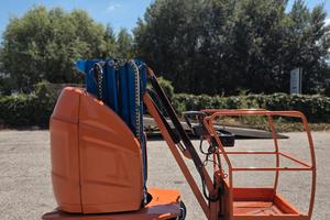 JLG TOUCAN 10E Piattaforma a Colonna Verticale con