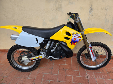 Suzuki RM 250 94 finanziabile permutabile