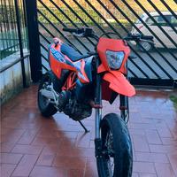 Ktm 690 smc - 2023