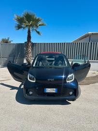 Smart EQ blu paris cabrio