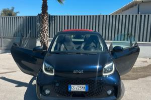 Smart EQ blu paris cabrio