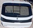 peugeot-208-2019-portellone-posteriore