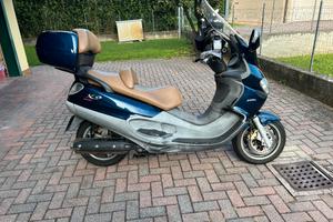 piaggio x9 500
