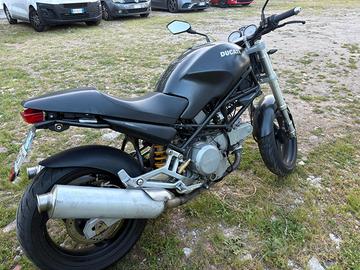  ducati Monster 600 dark