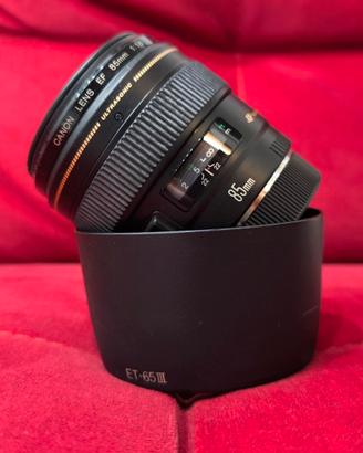 Canon EF 85 1.8 USM