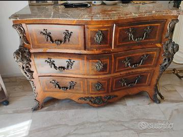 como' antico con comodini