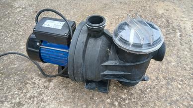 pompa piscina ricircolo