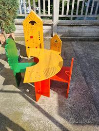 tavolo e sedie in legno per bimbi