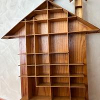 Bacheca in legno a forma di casetta – PEZZO UNICO