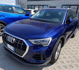 Audi Q3 35 TDI S tronic Business