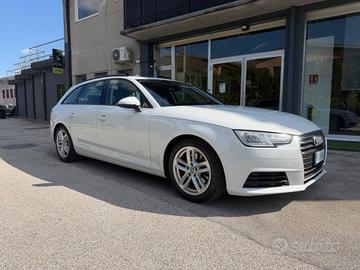 Audi A4 Avant 2.0 TDI 150 CV ultra S tronic Busine