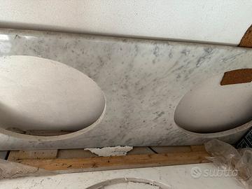 Piani bagno in marmo di Carrara bianco
