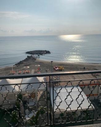 Trilocale Fronte mare a Ceriale