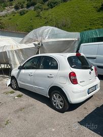 Nissan Micra per pezzi di ricambio