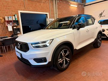 Volvo XC-40 T3 R-design UNICO PROPRIETARIO