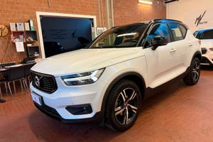 Volvo XC-40 T3 R-design UNICO PROPRIETARIO