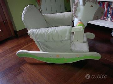 Dondolo in legno Città del Sole