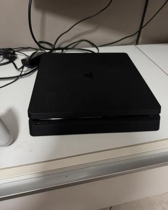 Play station  4 slim 1 tera di memoria