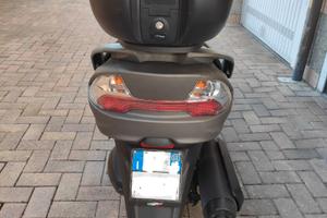 Suzuki Burgman 400