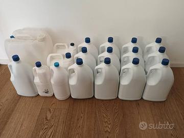 18 taniche in plastica diversi formati