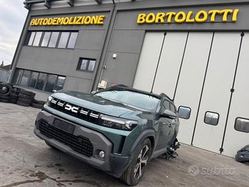 DACIA DUSTER per ricambi usati H4MC6