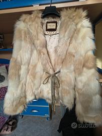 Giubbotto donna in pelliccia ecologica.