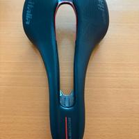 Sella Italia SLR carbon superflow