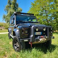 Land Rover Defender 110 SW Defender 110 2.4 td SE